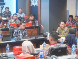 Jurnalis Bersama Diskominfo Barru Studi Wawasan ke Mojokerto