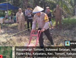 Dukung Ketahanan Pangan, Polsek Mangkutana Lutim Tanam Jagung