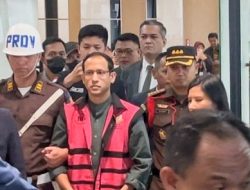 Kejagung Tahan Nadiem Makarim soal Korupsi Pengadaan Laptop Chromebook