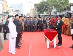 48 Pejabat Sidrap Dilantik di Pasar Pangkajene, Bupati Syaharuddin Tekankan Kebersihan dan Ekonomi Kerakyatan