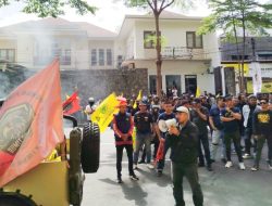 Guncang Golkar Sulsel, Masyarakat Soppeng Desak DPP Evaluasi Bupati Suardi Haseng & Cabut Dukungan Politik