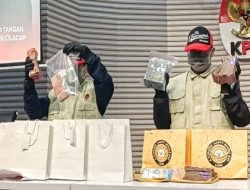 OTT KPK di Cilacap: Uang THR Disita, Bupati dan Sekda Resmi Pakai Rompi Oranye