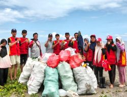 Lestarikan Ekosistem Pesisir, PMI Takalar Tanam 1.000 Mangrove di Delta Harapan