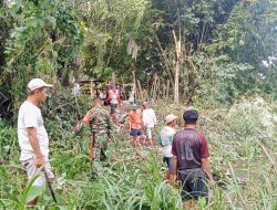 Posramil Donri-Donri Bersama Warga Gelar Kerja Bakti Pembersihan Saluran Air