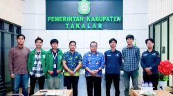 Bupati Takalar Apresiasi Inovasi Digital SIDATABERU dan Law Consult di Desa Kampung Beru